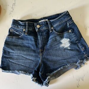 GOOD AMERICAN DENIM SHORTS